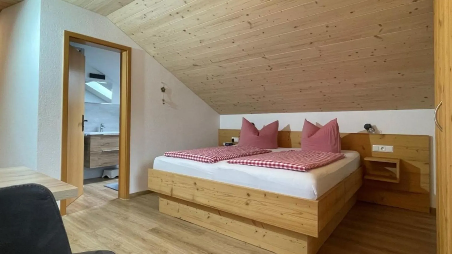 Ferienhof Hefele Ferienwohnung Breitenberg Mit Koenigscard Hopferau Germany
